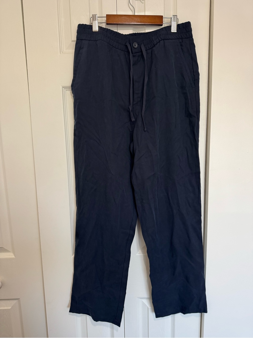 Zara Men's Navy Drawstring Chinos size medium
